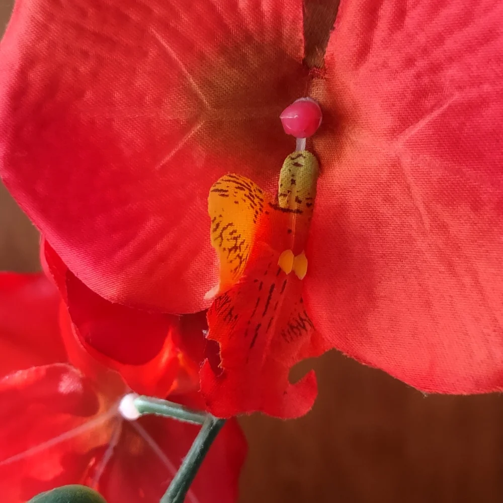 Artificial red/orange orchid🪷 arrangement